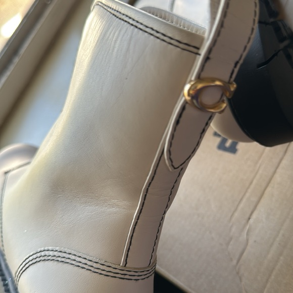 Coach off white booties - Picture 4 of 10